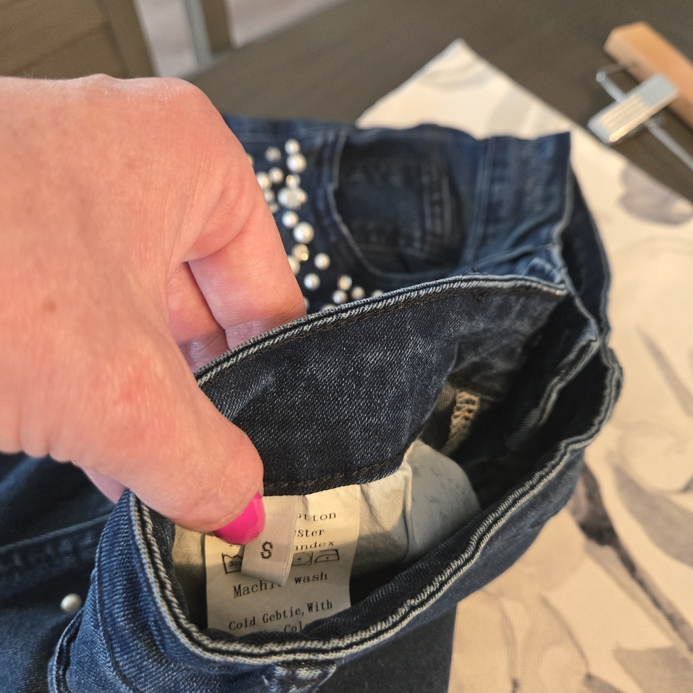 Chic Pearl-Embellished Skinny Jeans in Classic Blue NWOT - Picture 6 of 6